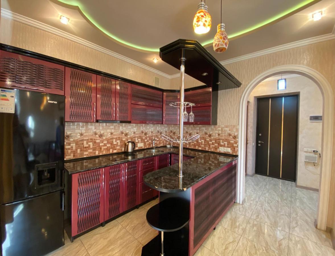Amiryan Street 1 Bedroom Deluxe Apartment With Balcony Am104 Γιερεβάν Εξωτερικό φωτογραφία