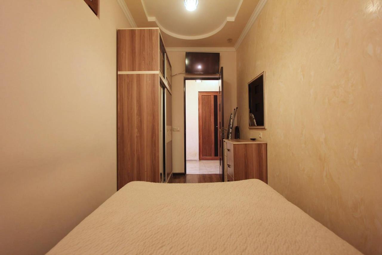 Amiryan Street 1 Bedroom Deluxe Apartment With Balcony Am104 Γιερεβάν Εξωτερικό φωτογραφία