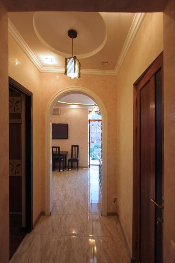 Amiryan Street 1 Bedroom Deluxe Apartment With Balcony Am104 Γιερεβάν Εξωτερικό φωτογραφία
