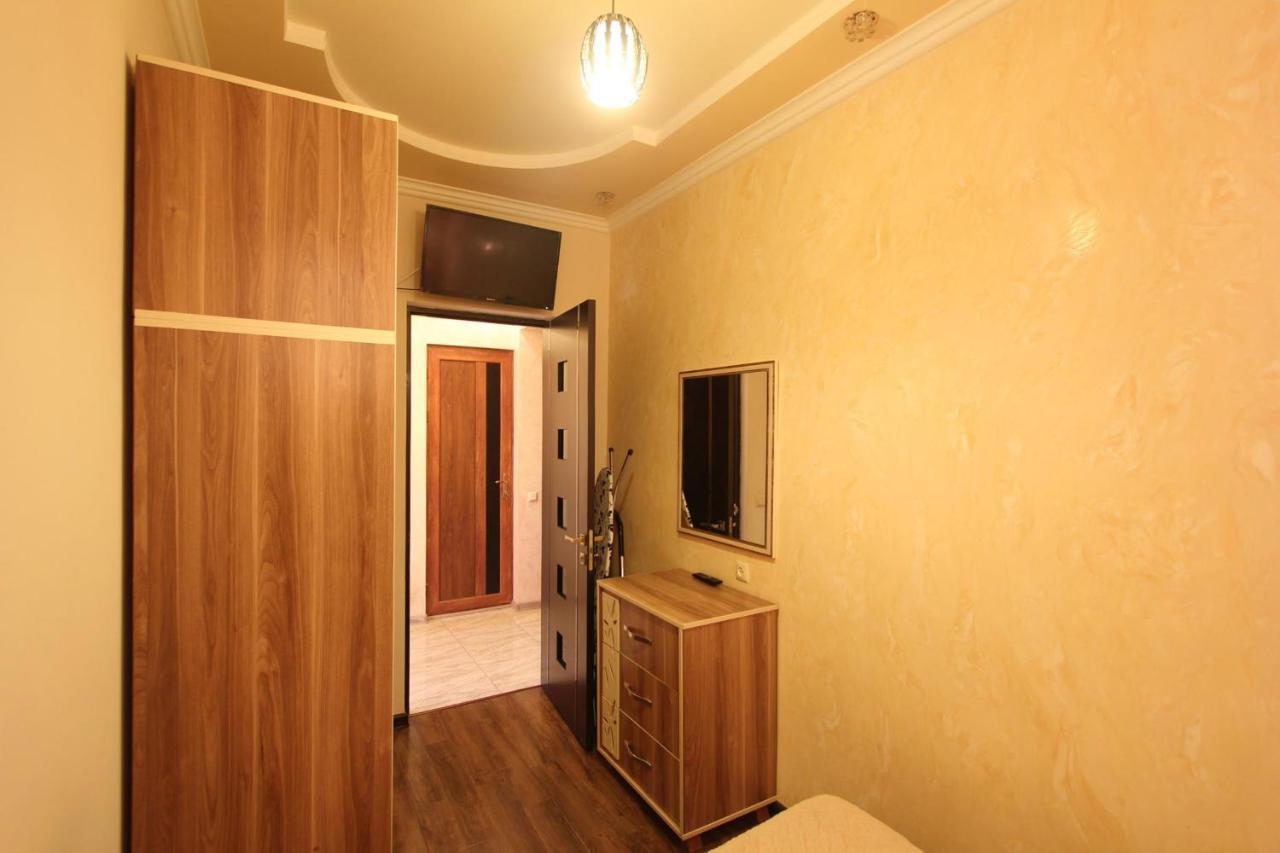 Amiryan Street 1 Bedroom Deluxe Apartment With Balcony Am104 Γιερεβάν Εξωτερικό φωτογραφία